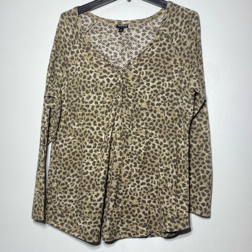 Torrid Thermal Henley Top Leopard Animal Waffle Womens Plus Size L V-Neck Casual